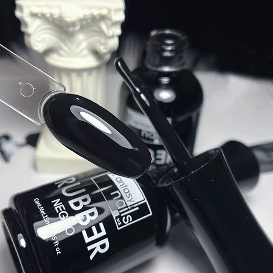 GEL RUBBER FANTASY NAILS